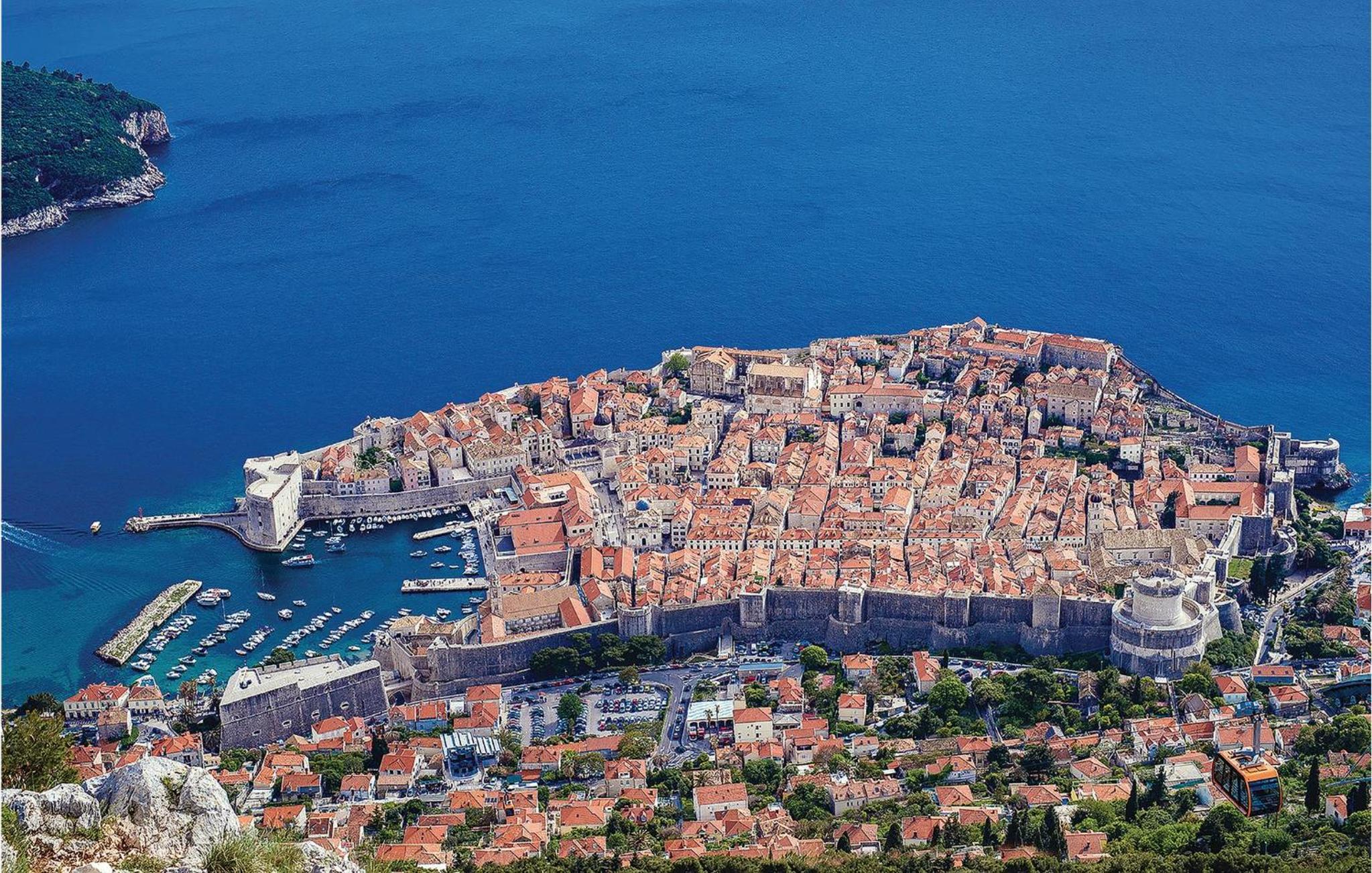 Gorgeous Home In Dubrovnik With Kitchen