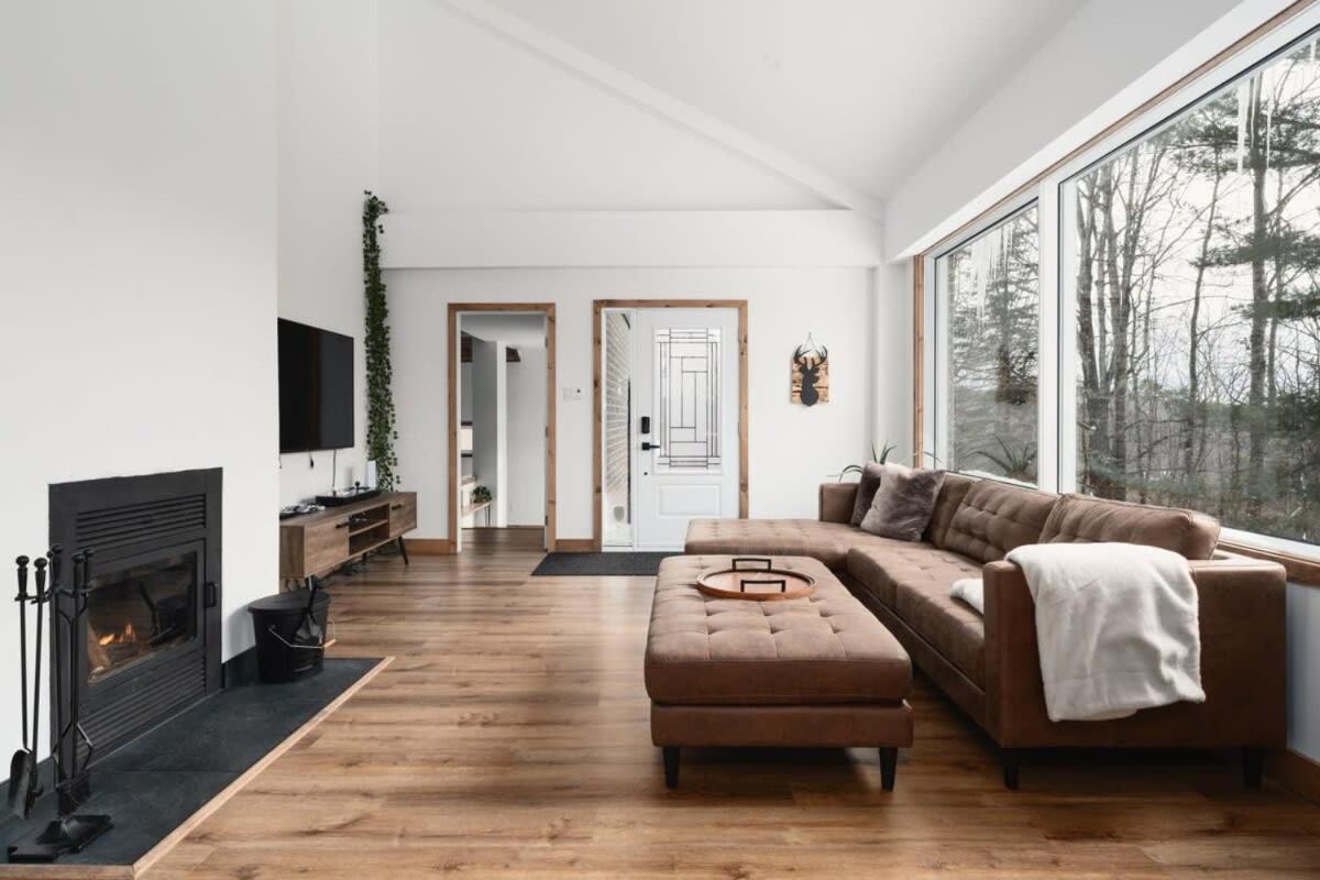 O Sommet -Game room-Spa-sauna-Lake Access