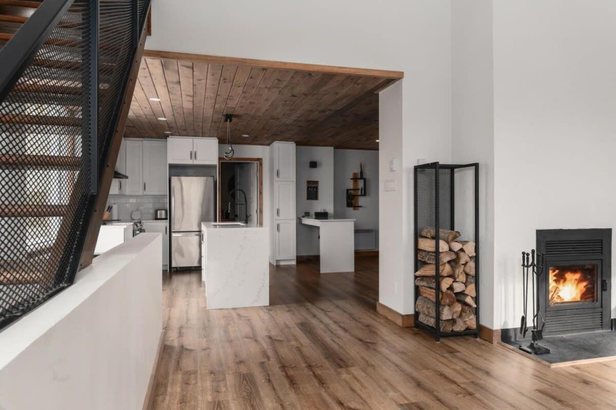 O Sommet -Game room-Spa-sauna-Lake Access