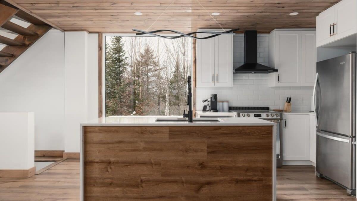 O Sommet -Game room-Spa-sauna-Lake Access
