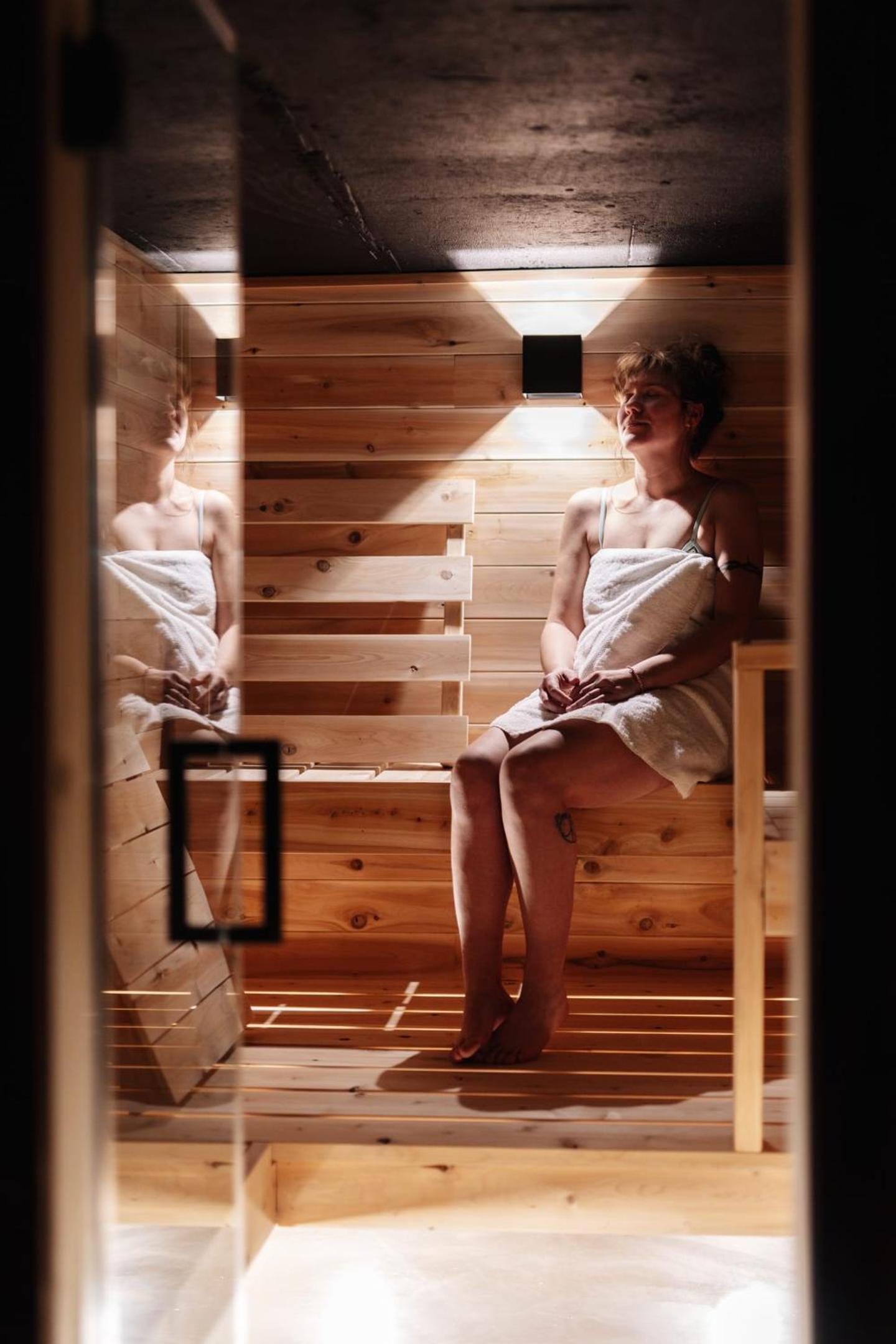 O Sommet -Game room-Spa-sauna-Lake Access