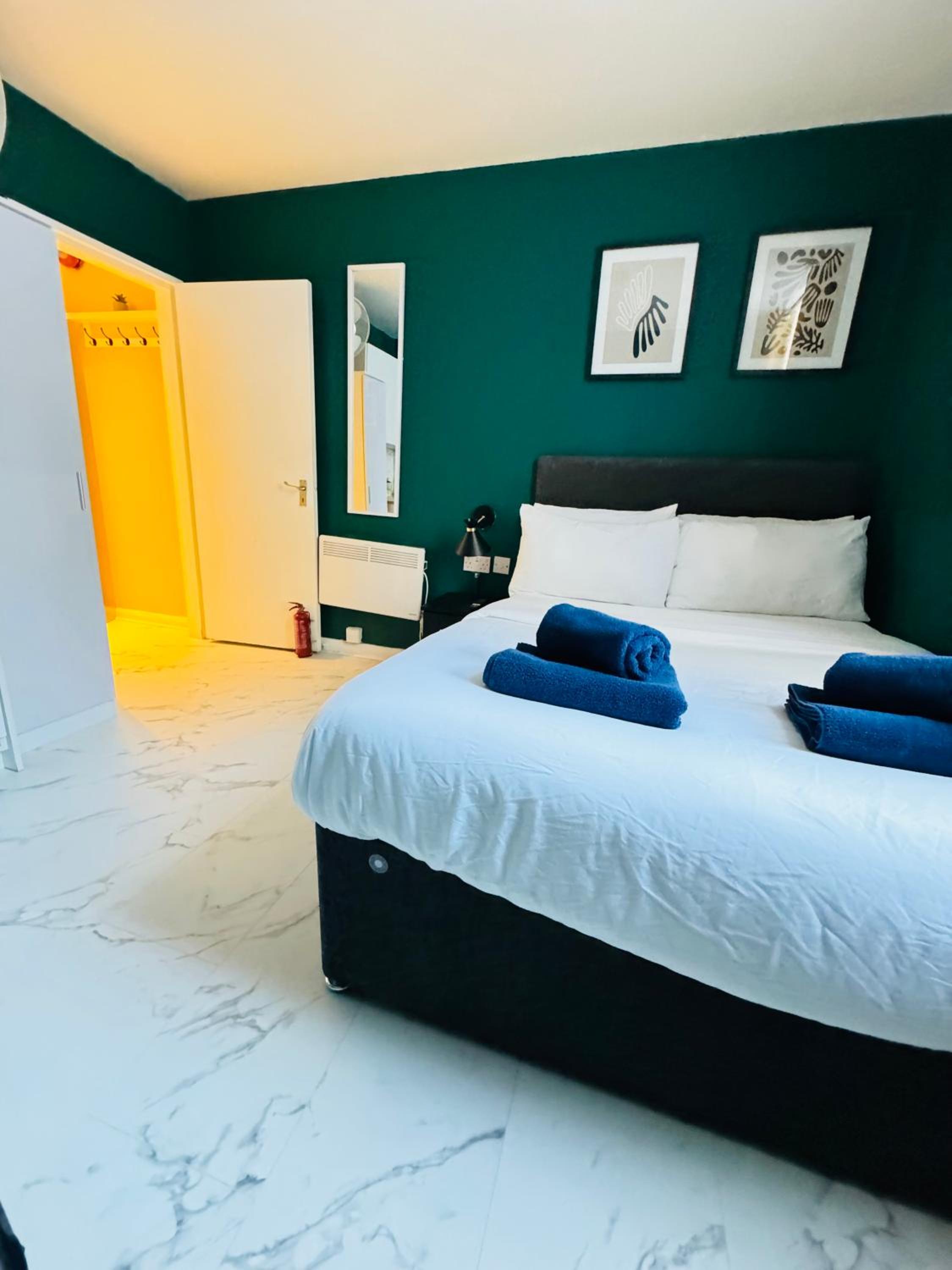 Private Studio Flat in City 1190