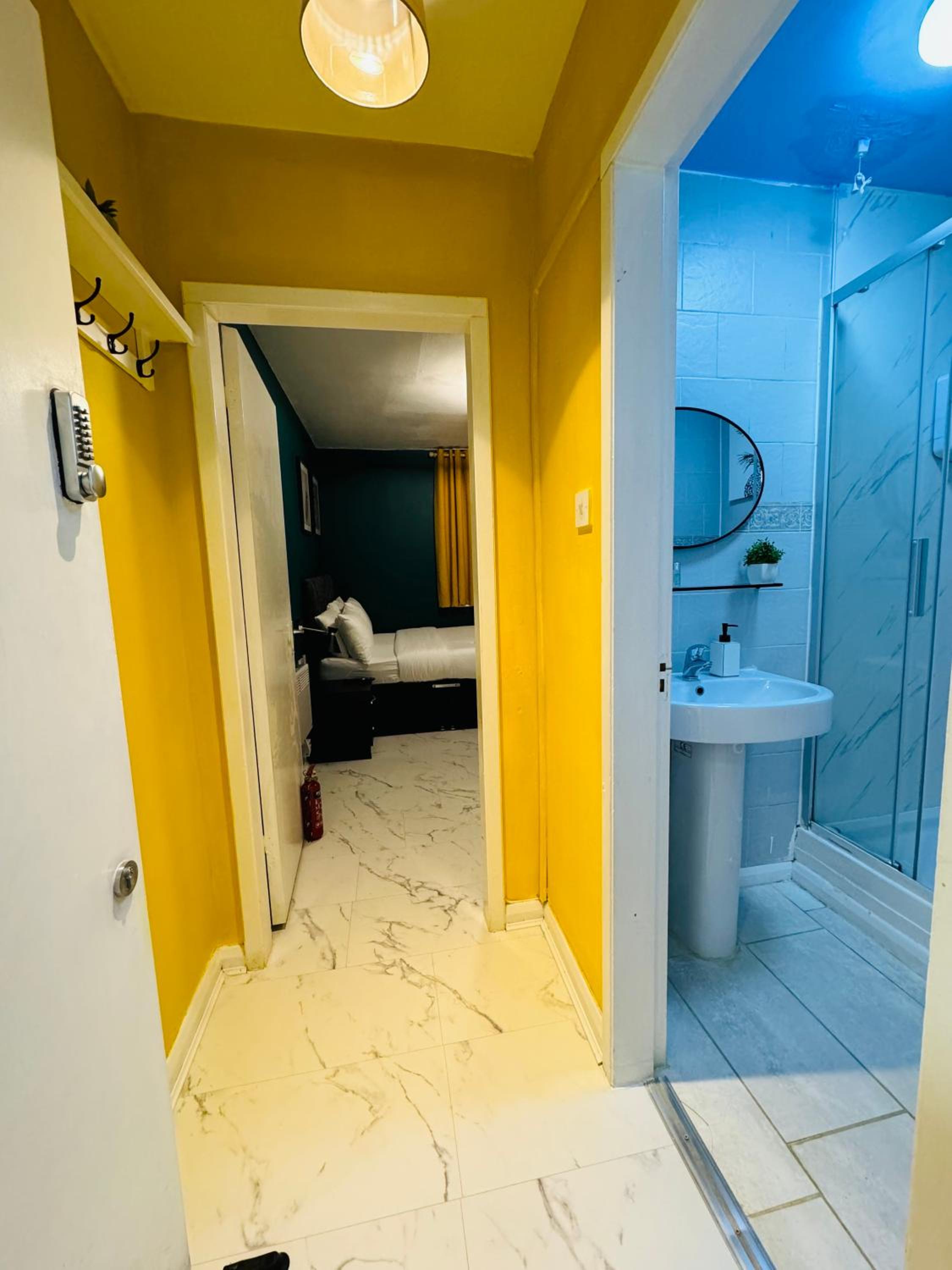 Private Studio Flat in City 1190