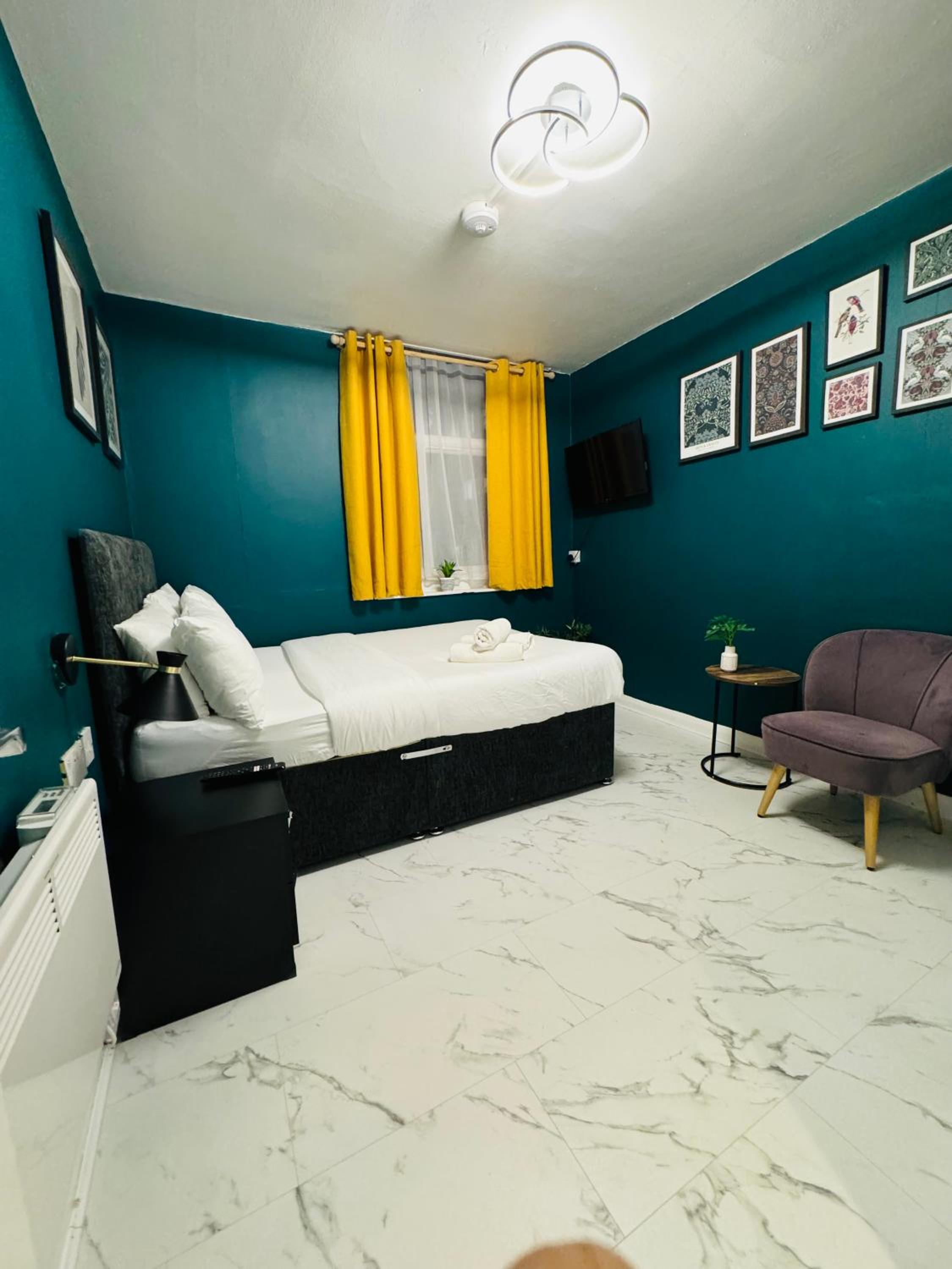 Private Studio Flat in City 1190