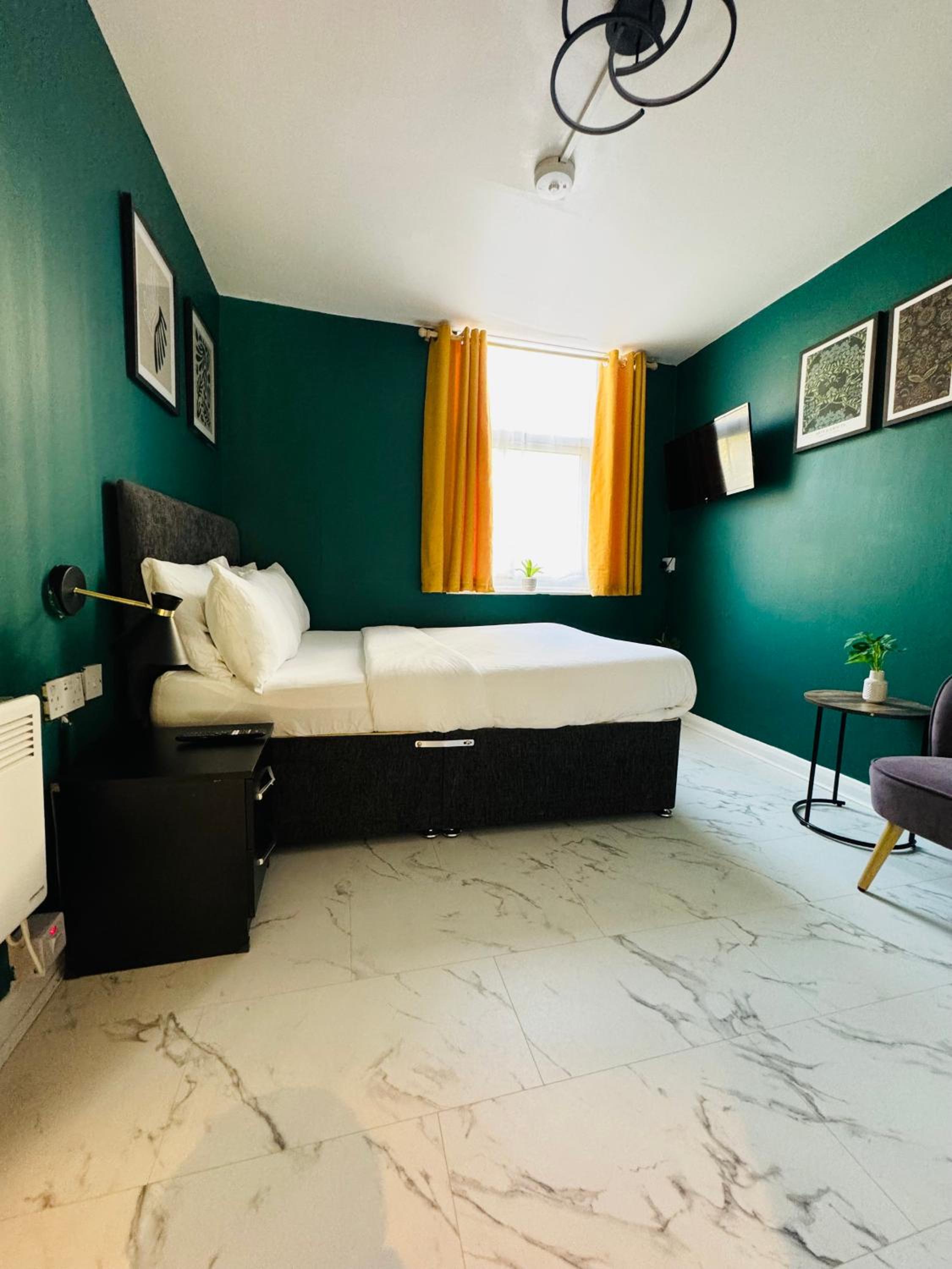 Private Studio Flat in City 1190