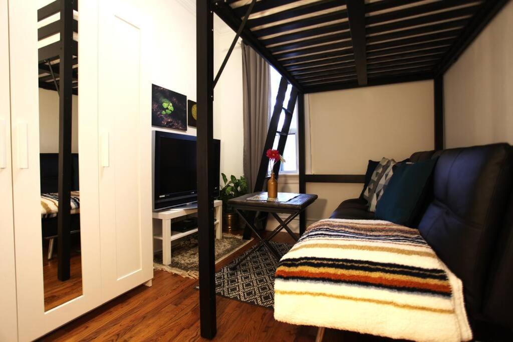 Private 3 bedroom Apartment in Downtown Toronto