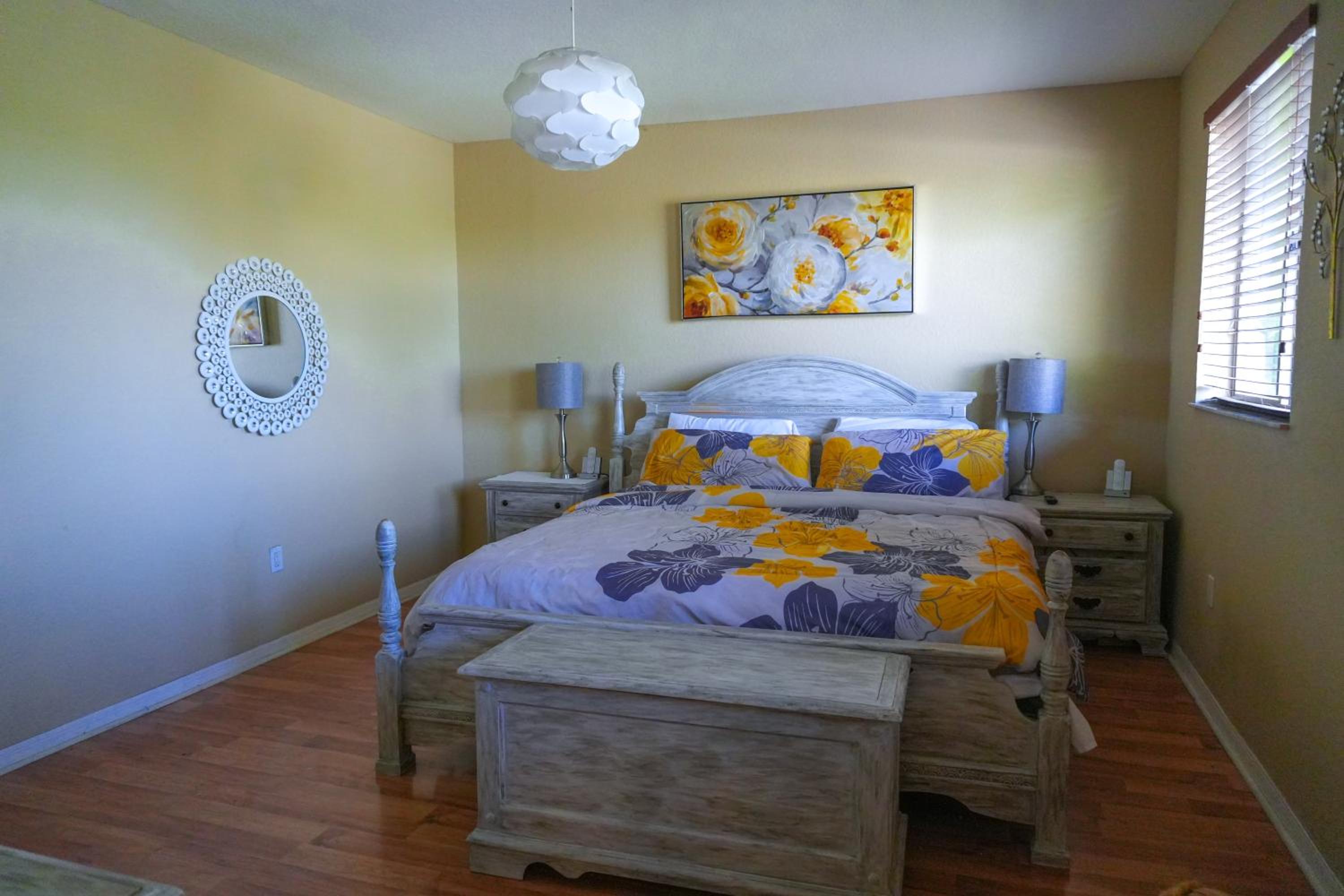 The Miamiville - Hidden Gem with Free Parking