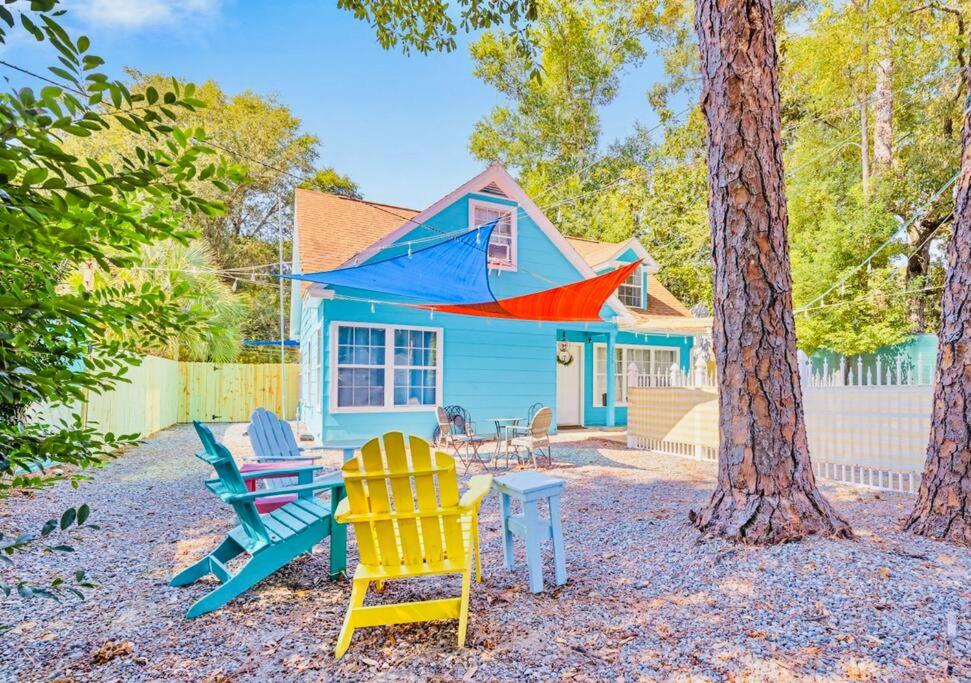 Gulfport Bungalow, 4 bed 2ba, Close to beach, Pet friendly, Game Room! view 3