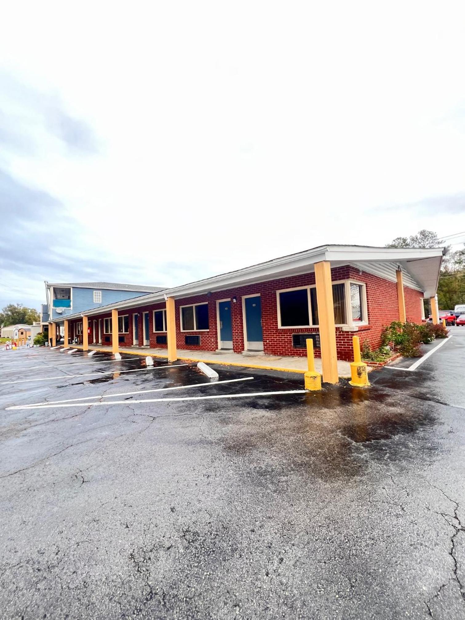 Budget Inn Jacksonville view 5