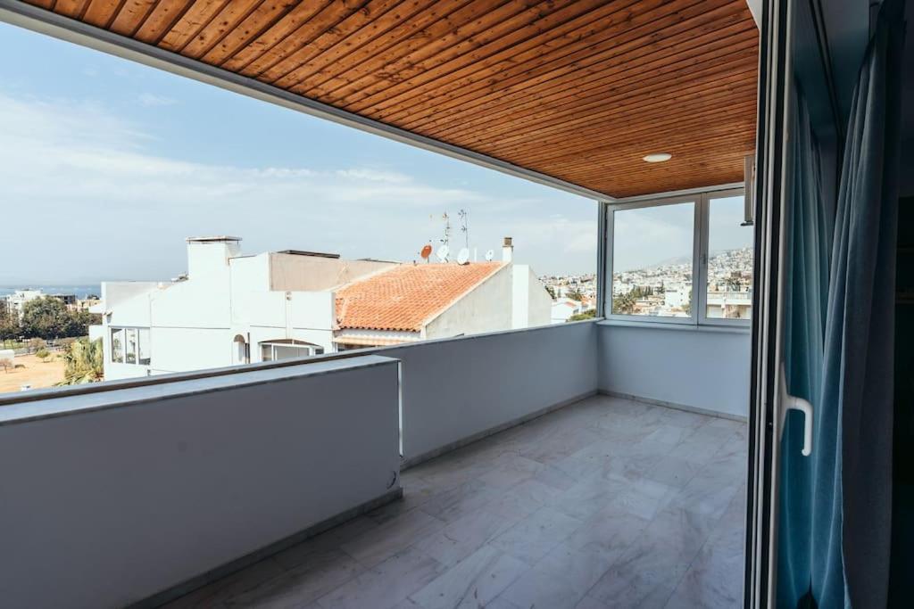 Grand Sea View Apartment 3' from Kavouri Beach