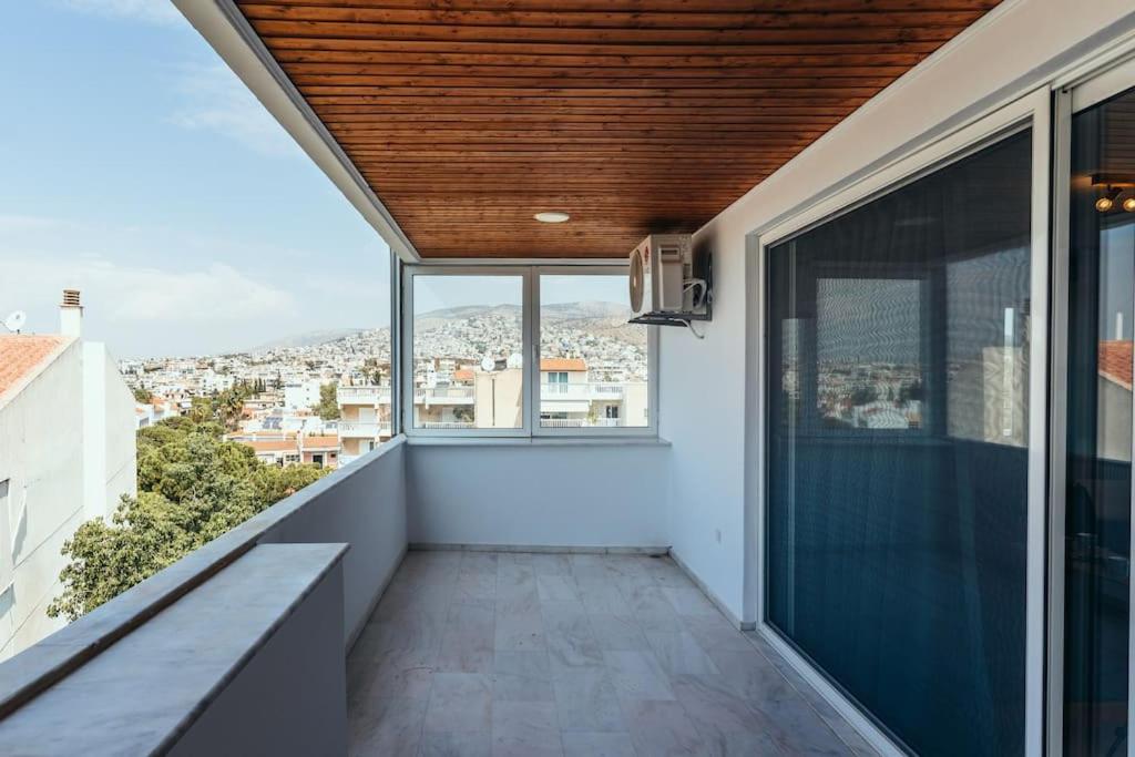 Grand Sea View Apartment 3' from Kavouri Beach