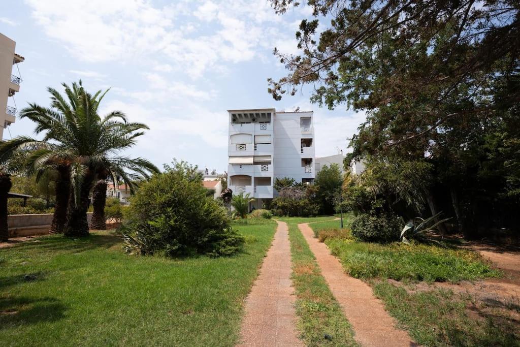 Grand Sea View Apartment 3' from Kavouri Beach