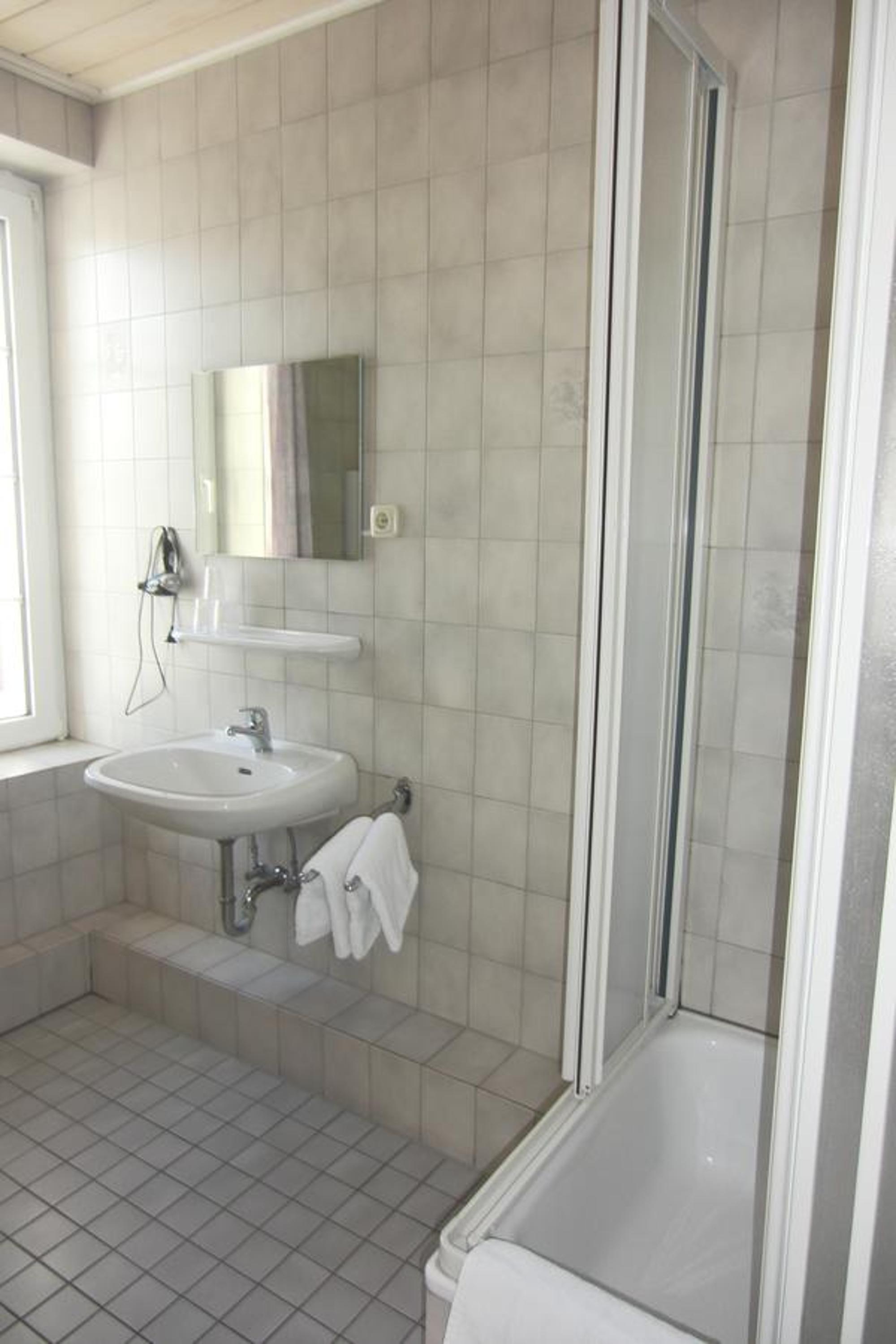Photo 37