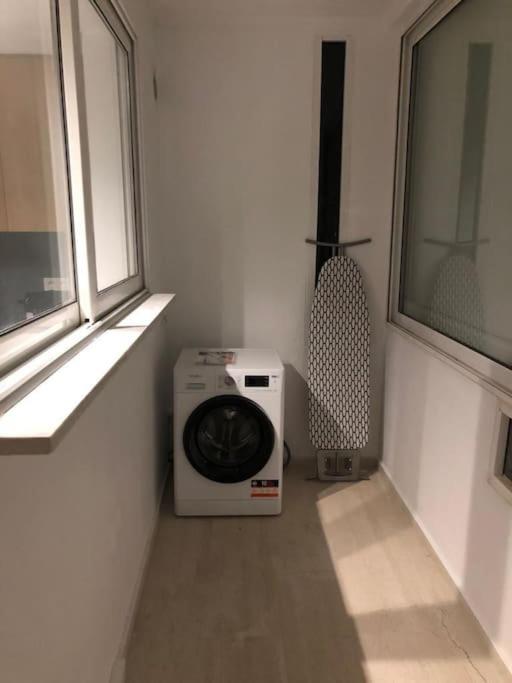 Grand Sea View Apartment 3' from Kavouri Beach
