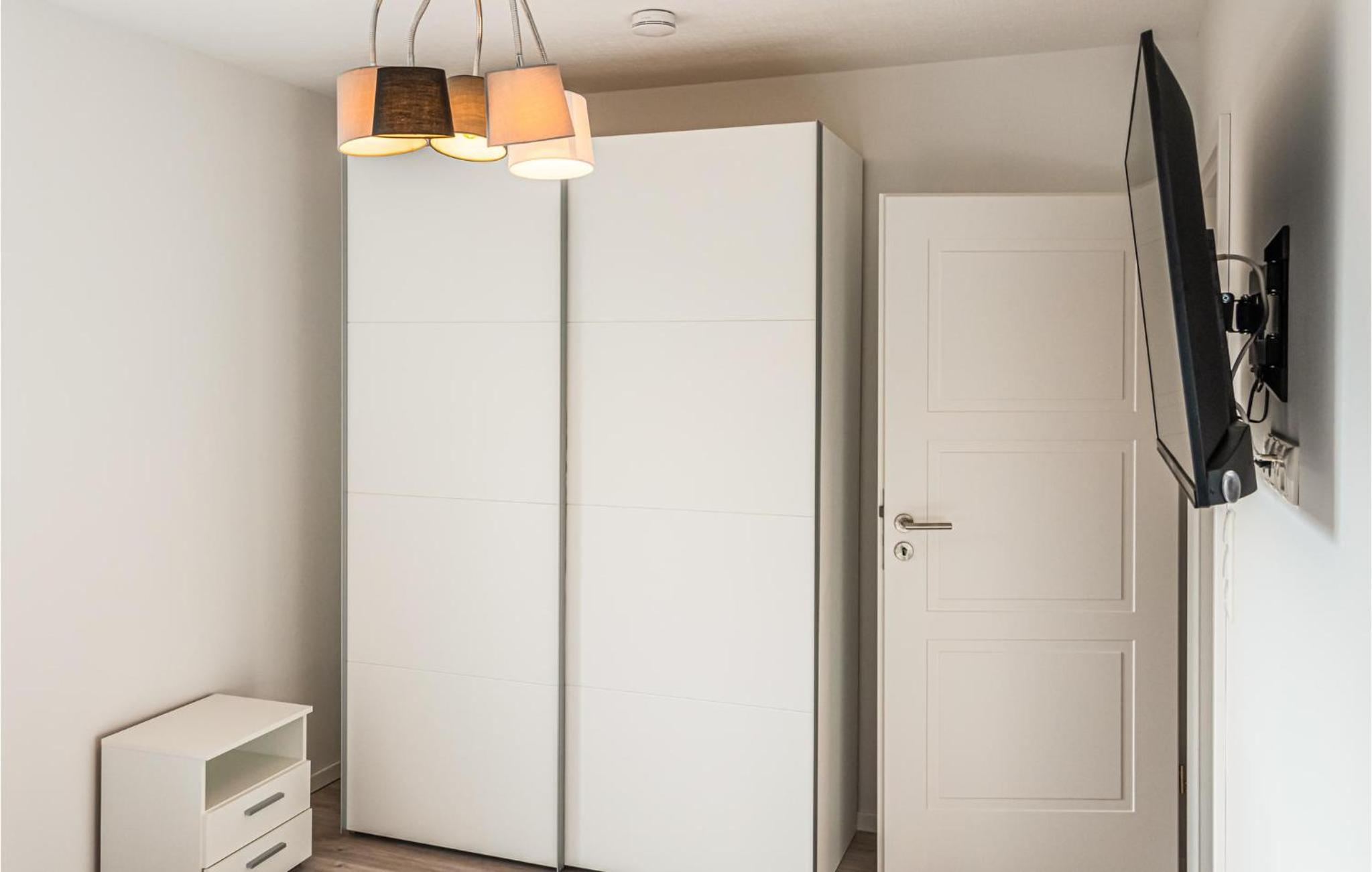Amazing Home In Klütz With Kitchen