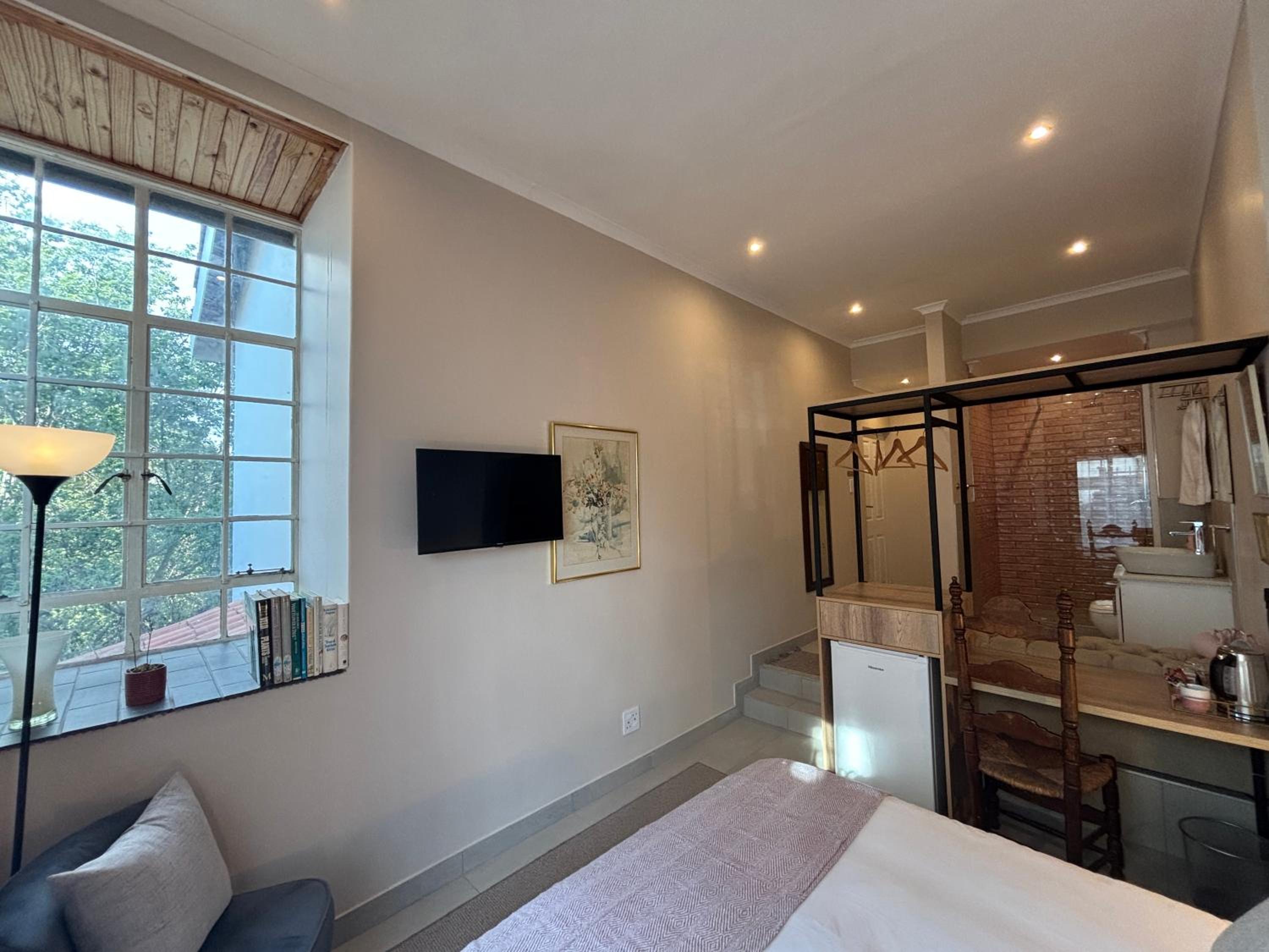 La Casa Blanca - Emmarentia, Johannesburg