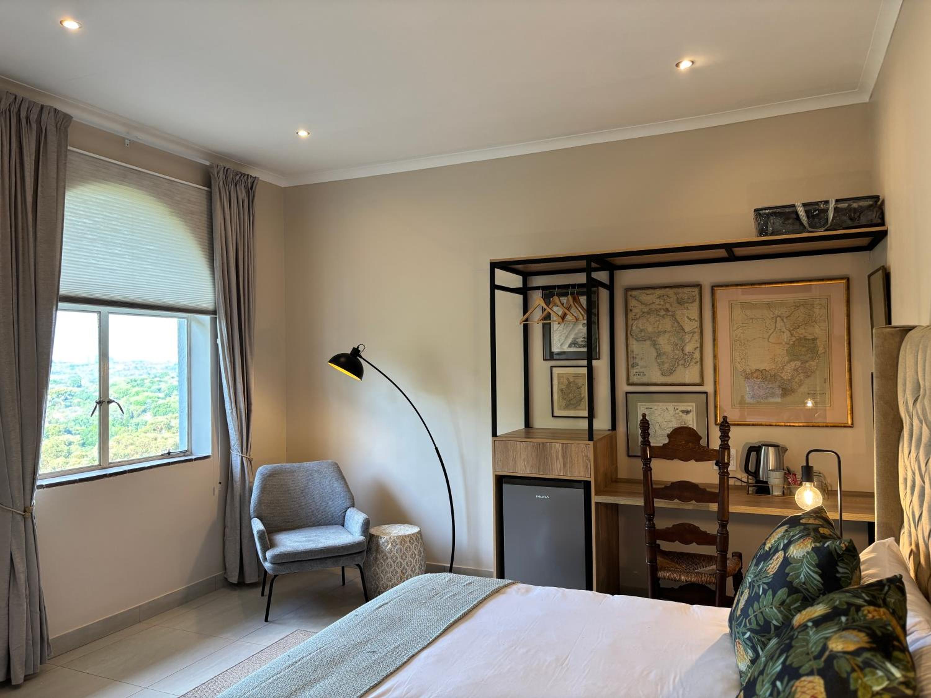 La Casa Blanca - Emmarentia, Johannesburg