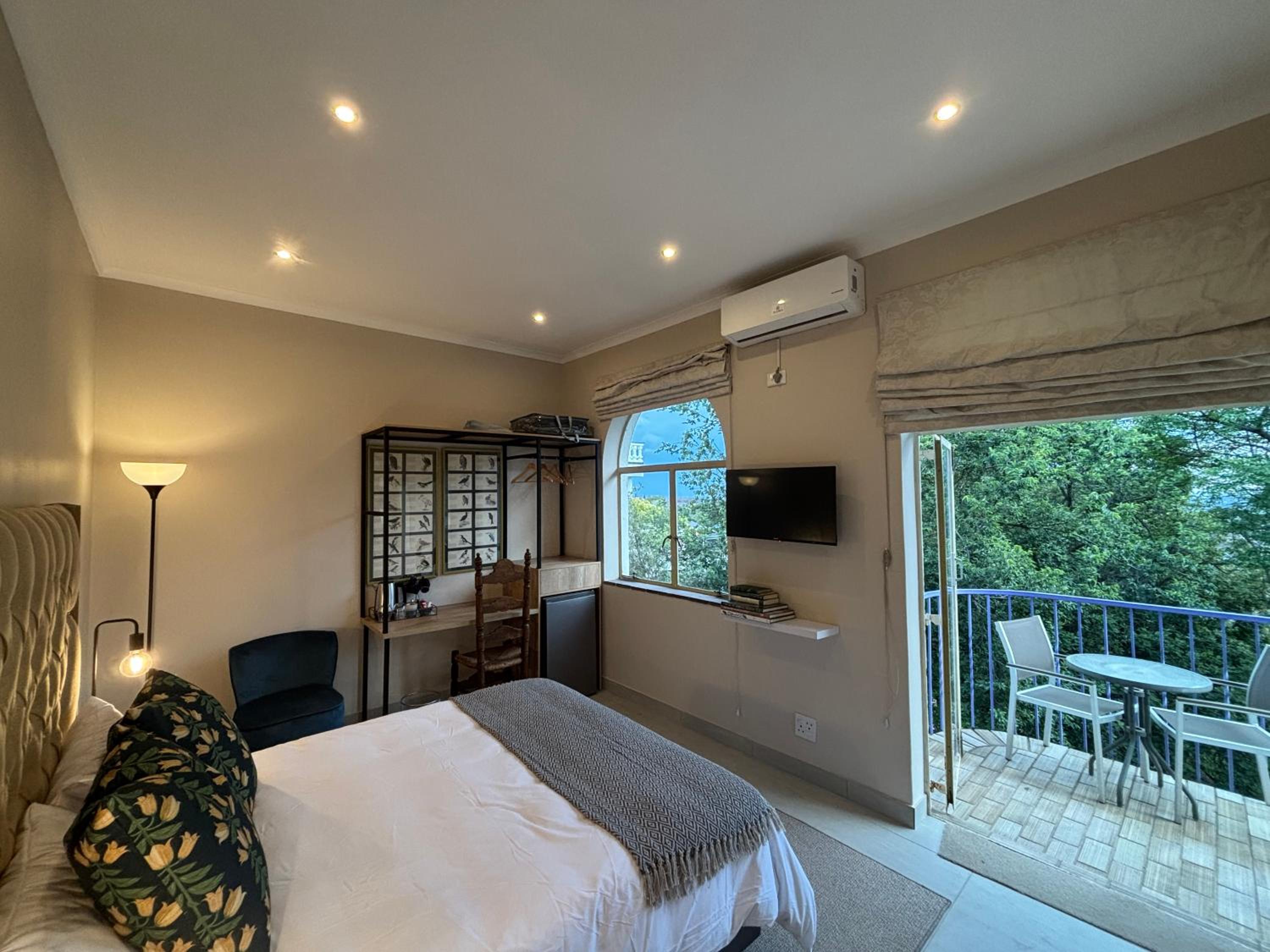 La Casa Blanca - Emmarentia, Johannesburg