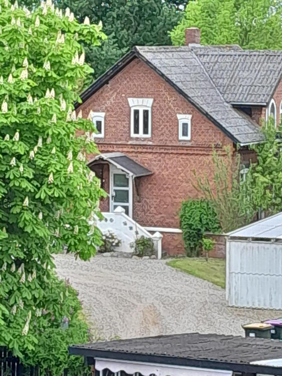Apartment with balcony in villa Hojer