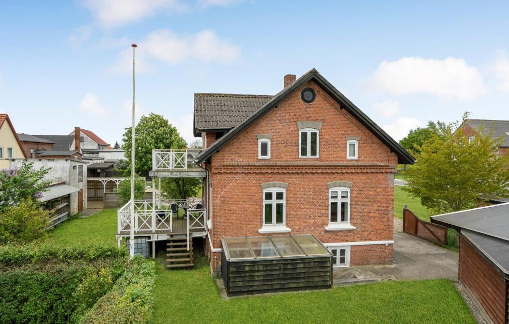 Apartment with balcony in villa Hojer
