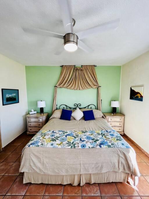 Sampaguita Beachfront 3 Bedroom Villa townhouse