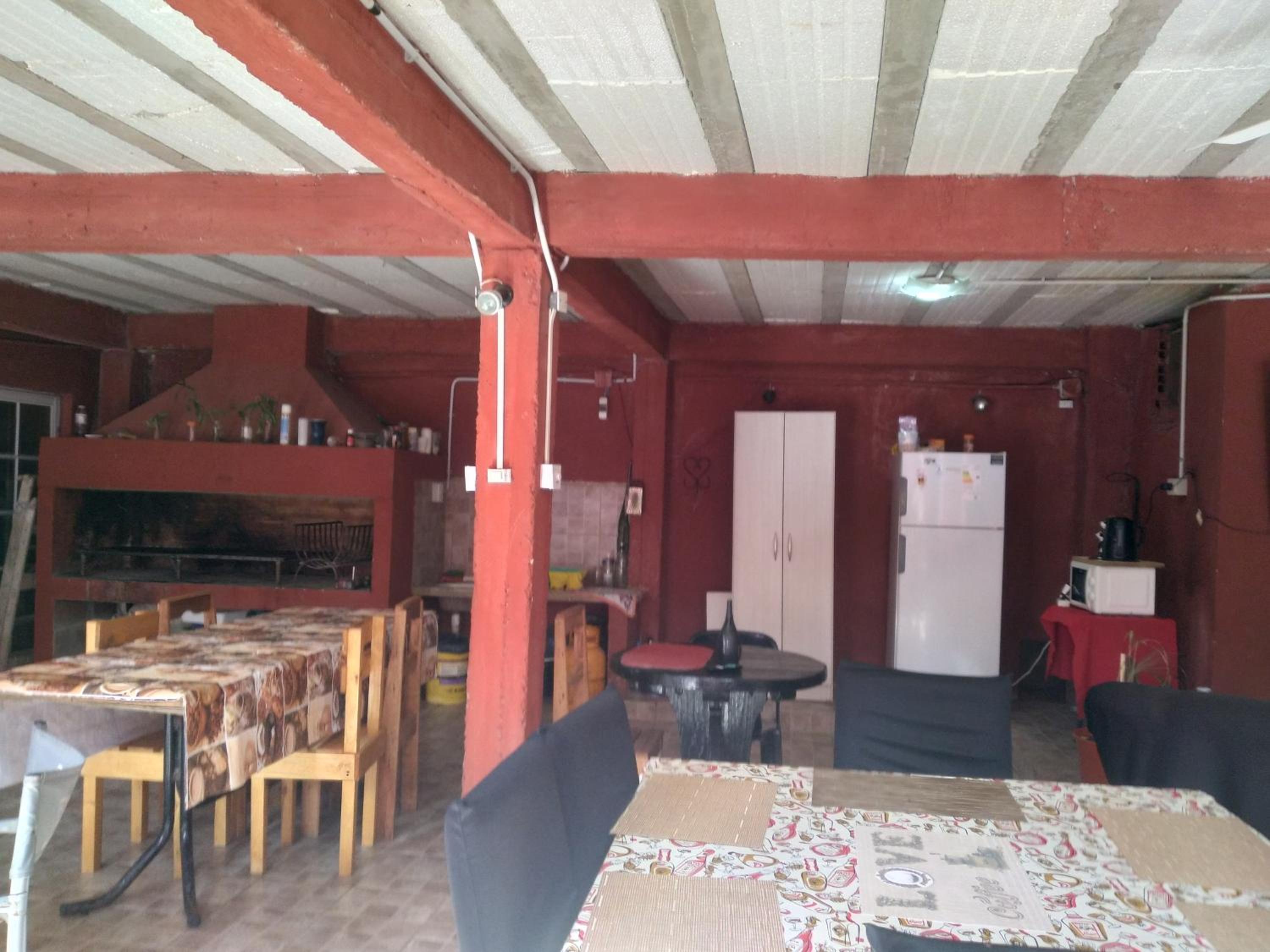 HOSPEDAJE DODERA