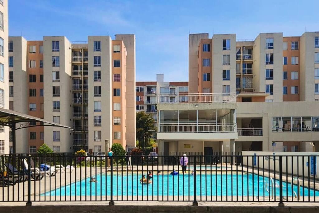 Beautiful Apartment cozy gym Wi-fi pool