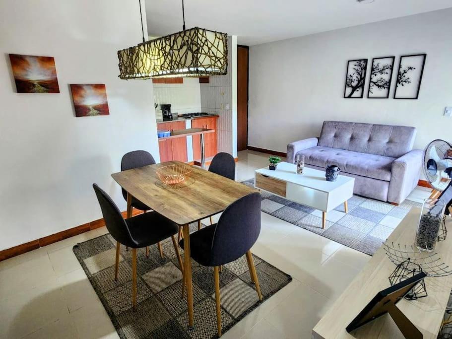 Beautiful Apartment cozy gym Wi-fi pool