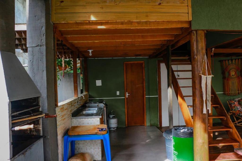 Casa Verde da Ale e do Thiago Ilha do Mel