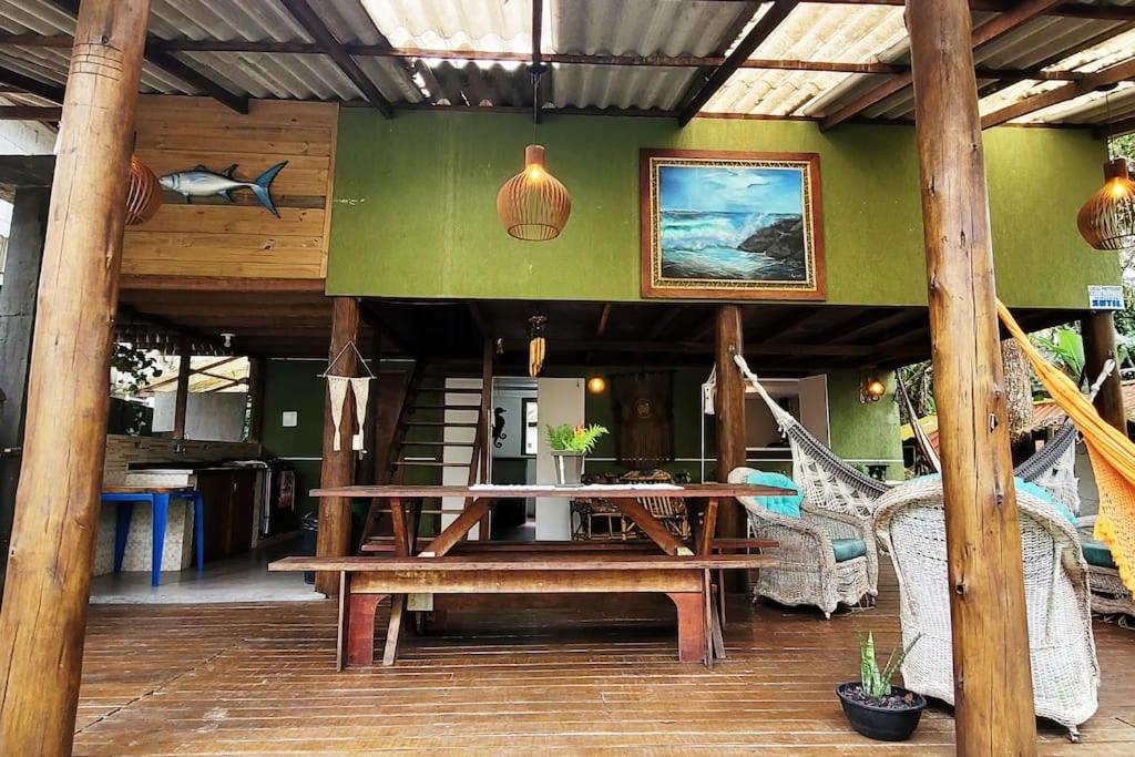 Casa Verde da Ale e do Thiago Ilha do Mel