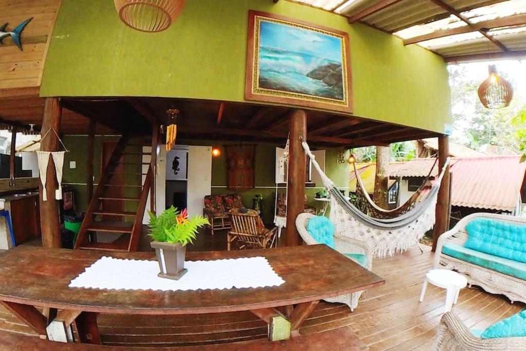 Casa Verde da Ale e do Thiago Ilha do Mel