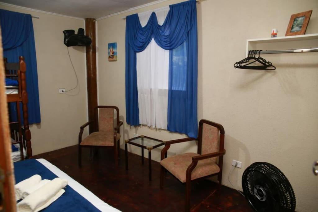 Casa Verde da Ale e do Thiago Ilha do Mel