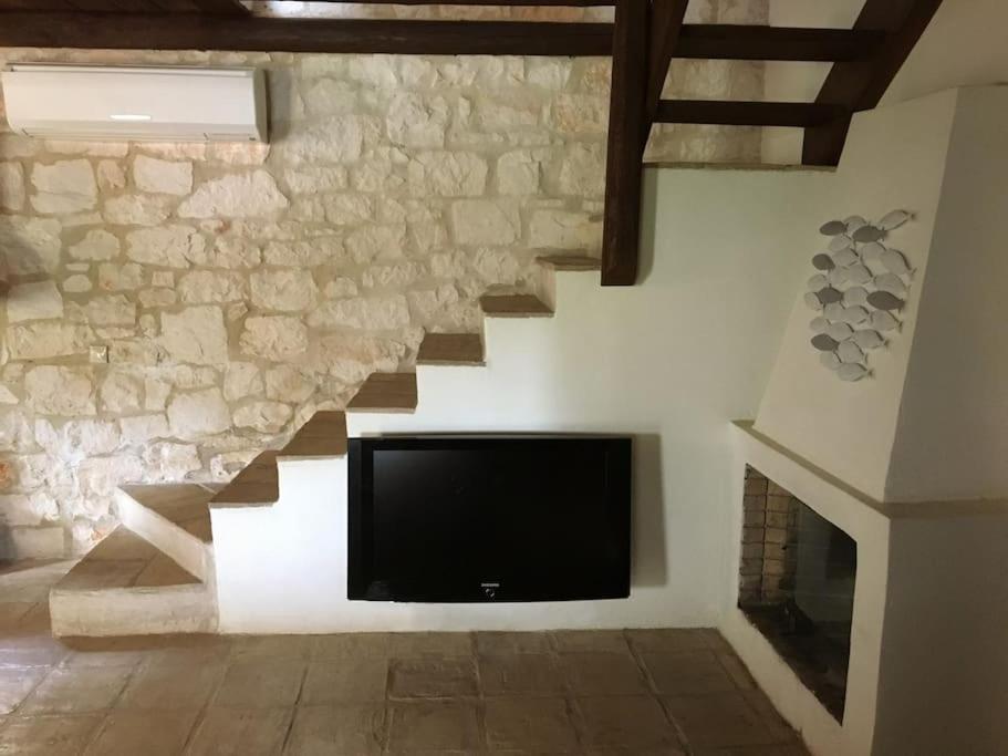 3 Sorelle Private Stone Villa view 4