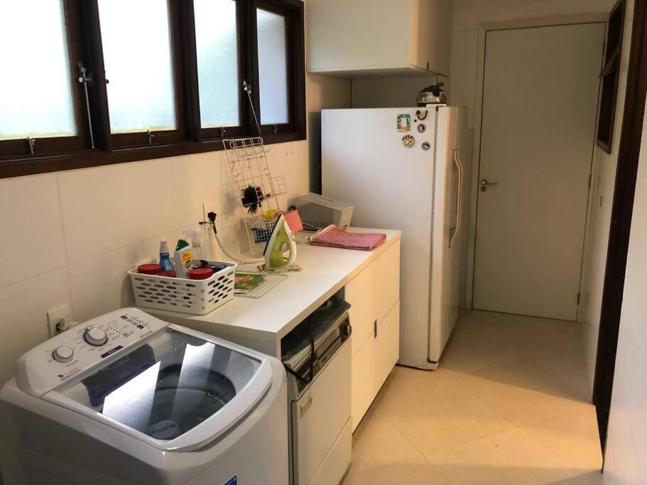 Casa com vista deslumbrante, natureza, conforto e toda plana!