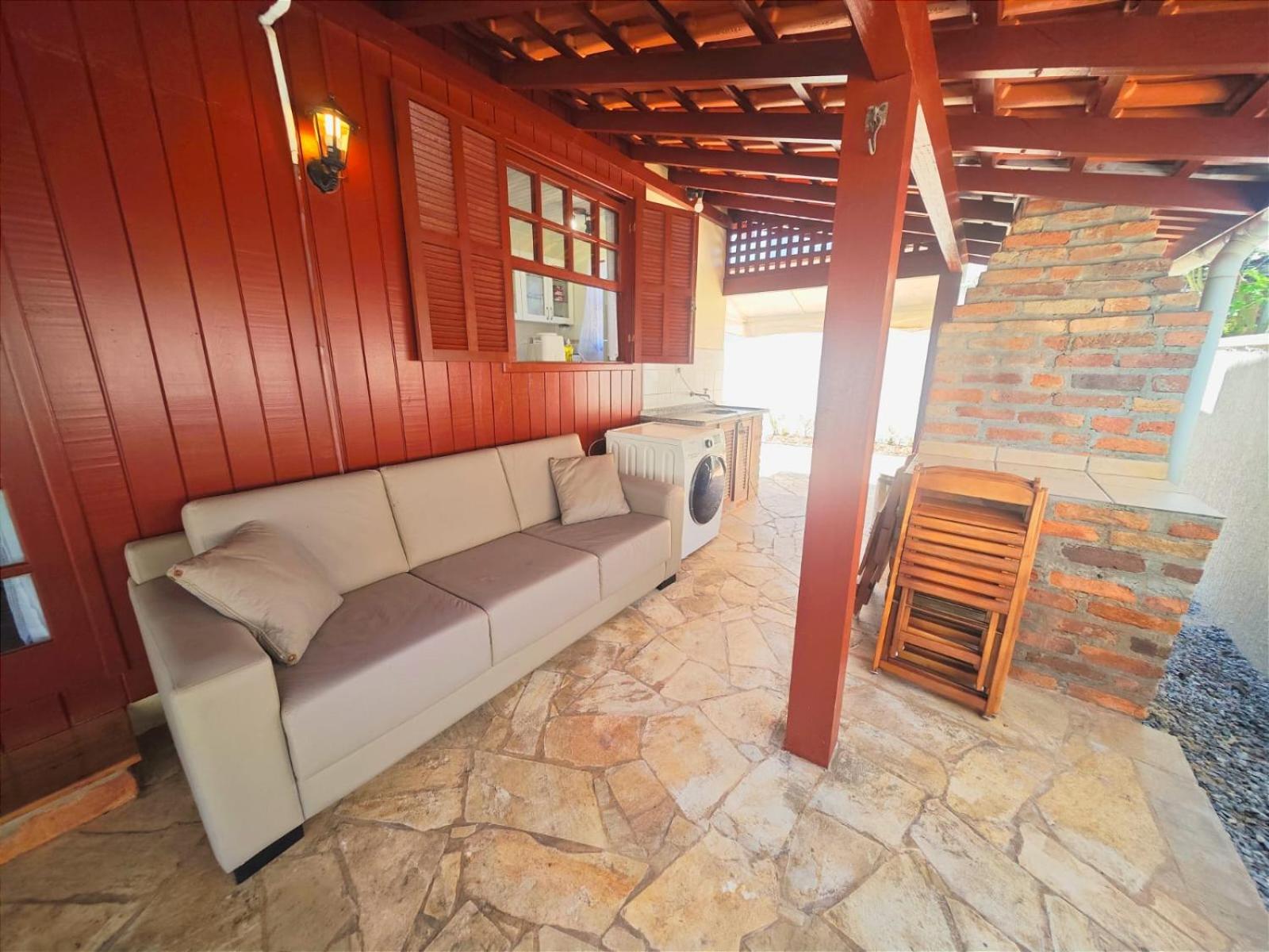 Las Rocas Bech House