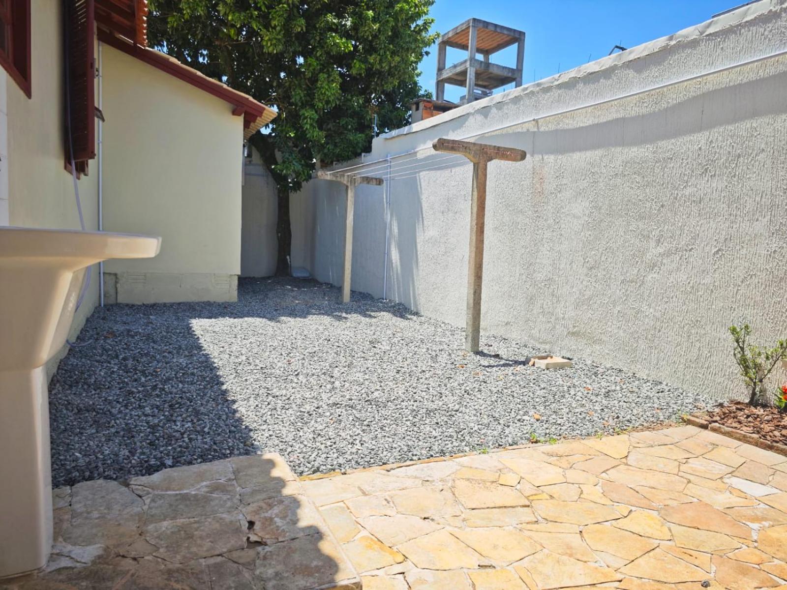 Las Rocas Bech House