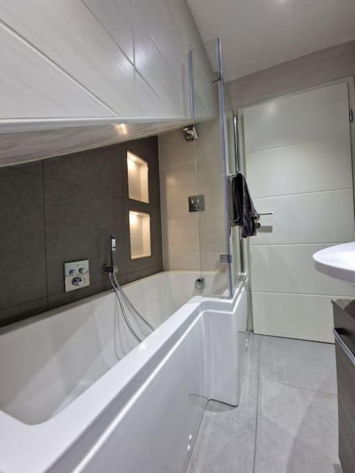 1,5 Zimmer Ferienwohnung Apartment in ruhiger Lage stadtnah Neu in Brunnthal - Property Image 9