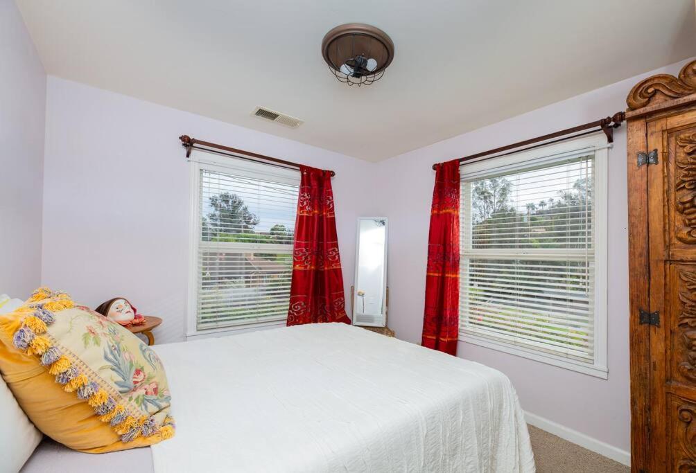 Bright and sophisticated apt at the ranch with mountain views view 2