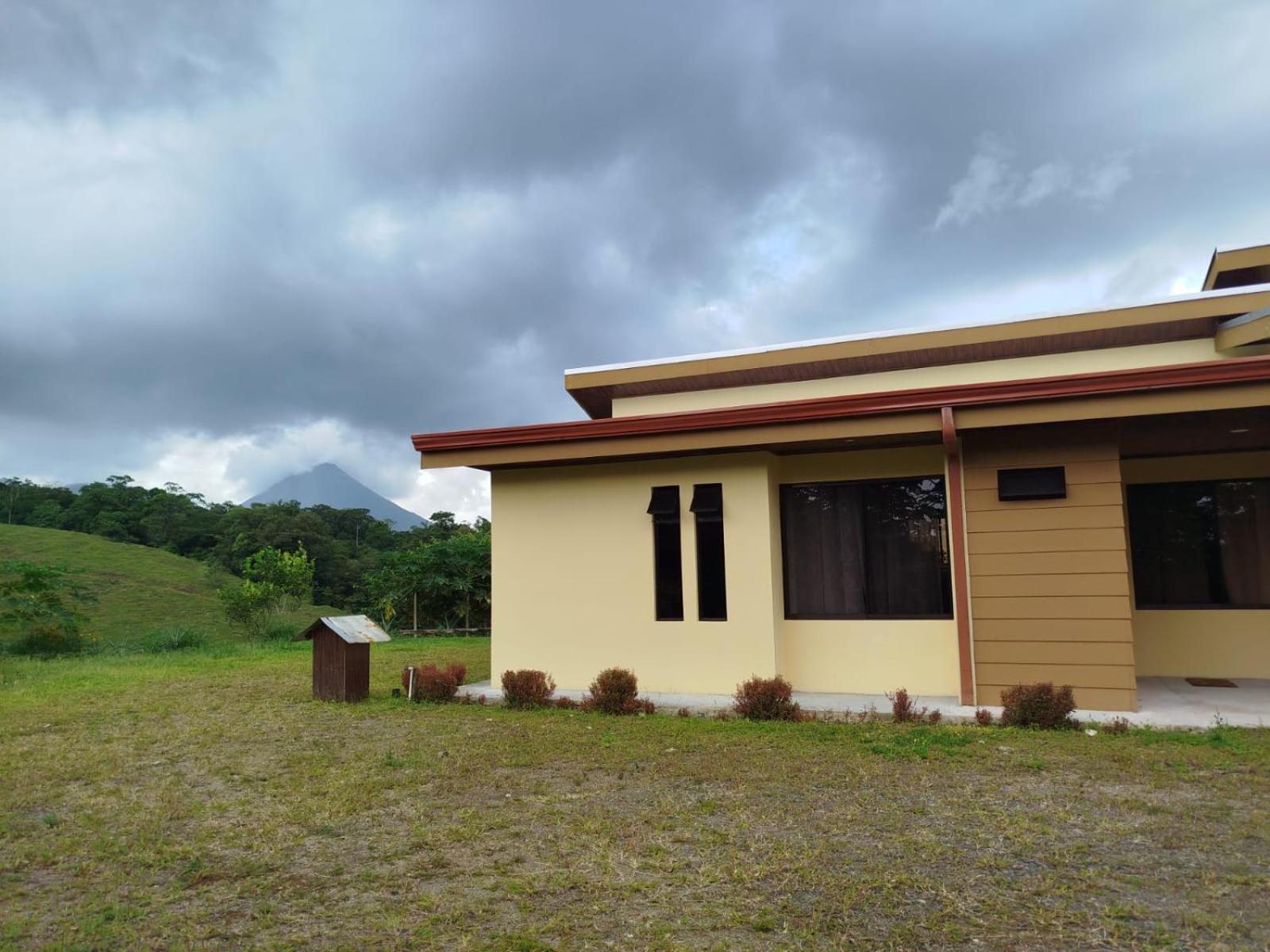 Arenal Mason Retreat