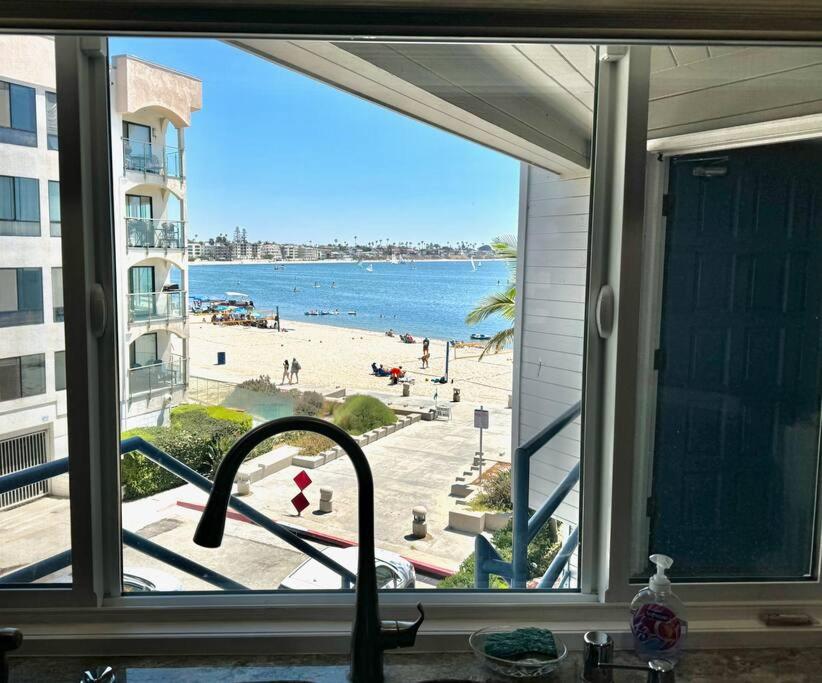 Bayfront Penthouse with Beautiful Views of Mission Bay view 5