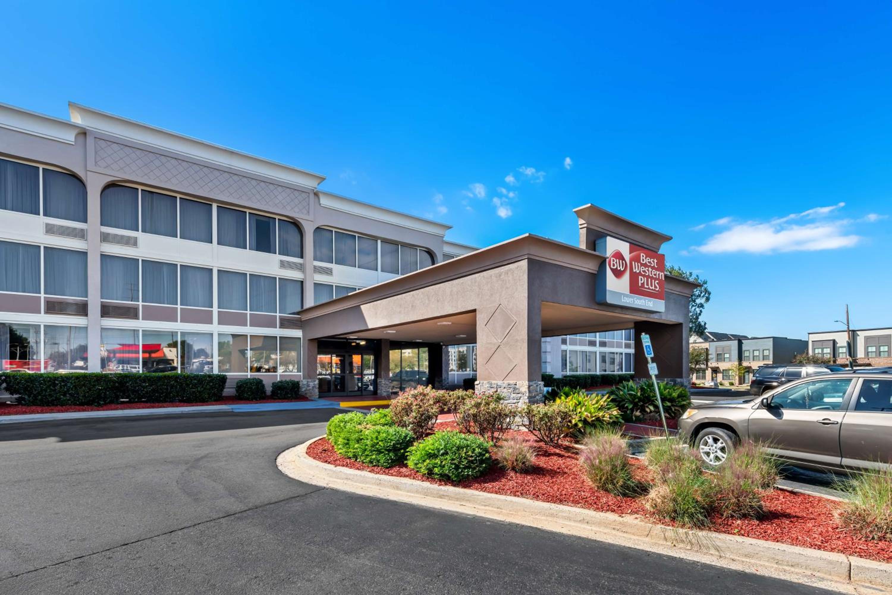 Hotel Best Western Plus Lower South End - Image 1