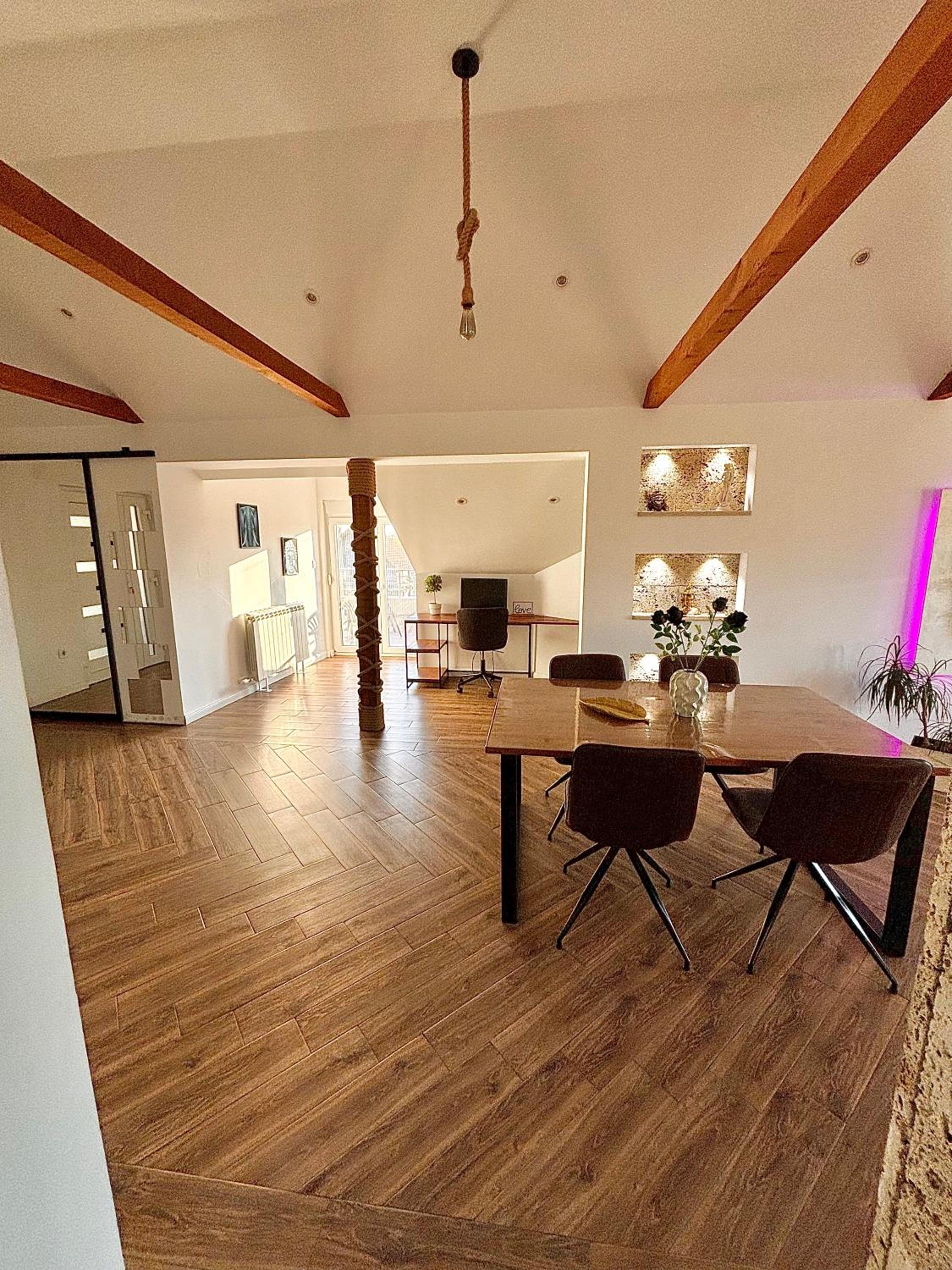Apartment Milos