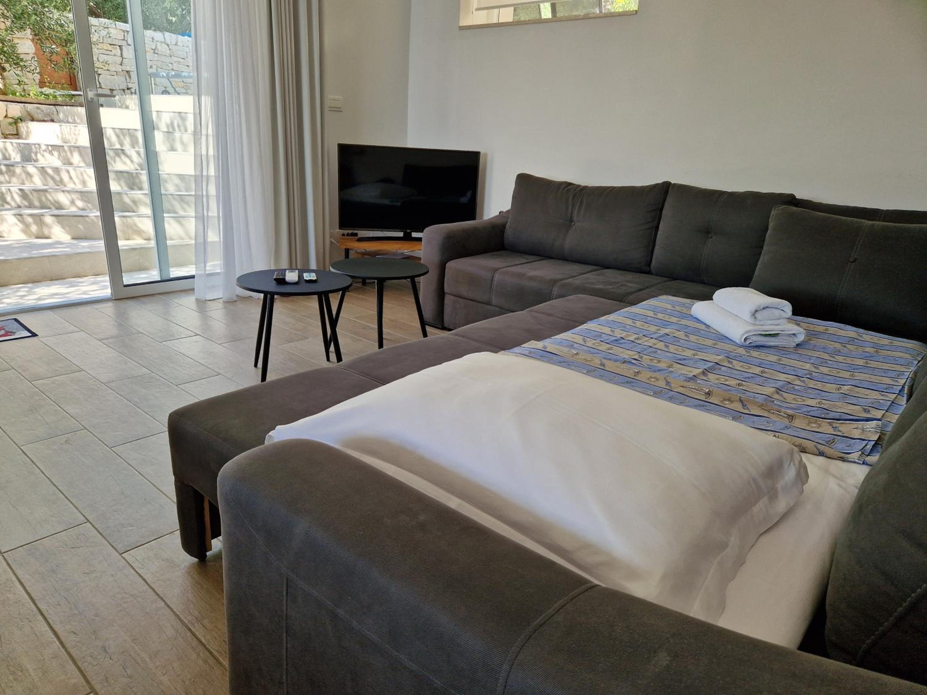 Villa OLIVE TREE village Pisak heated pool and close to the beach view 2