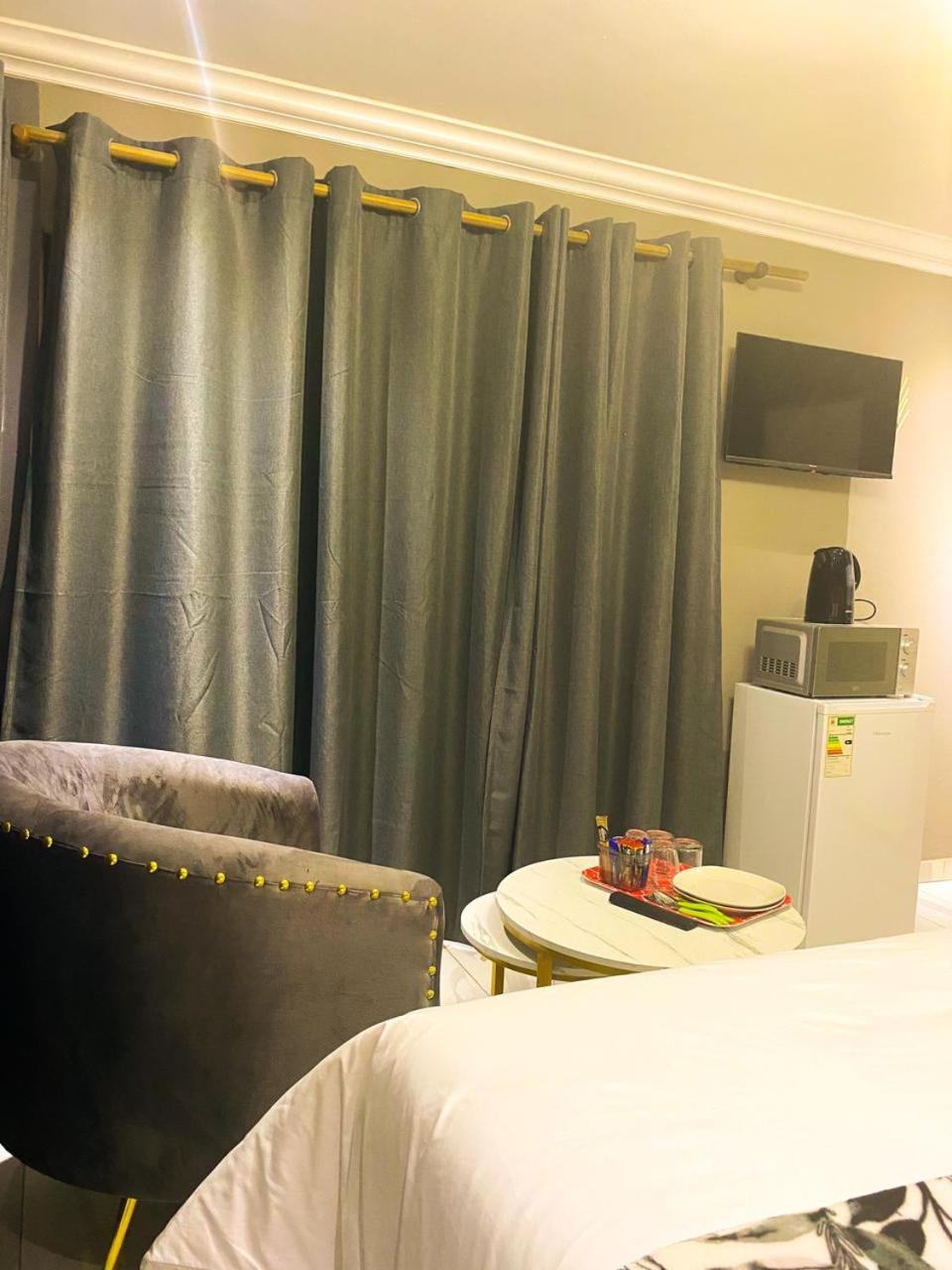 Kwena Guesthouse
