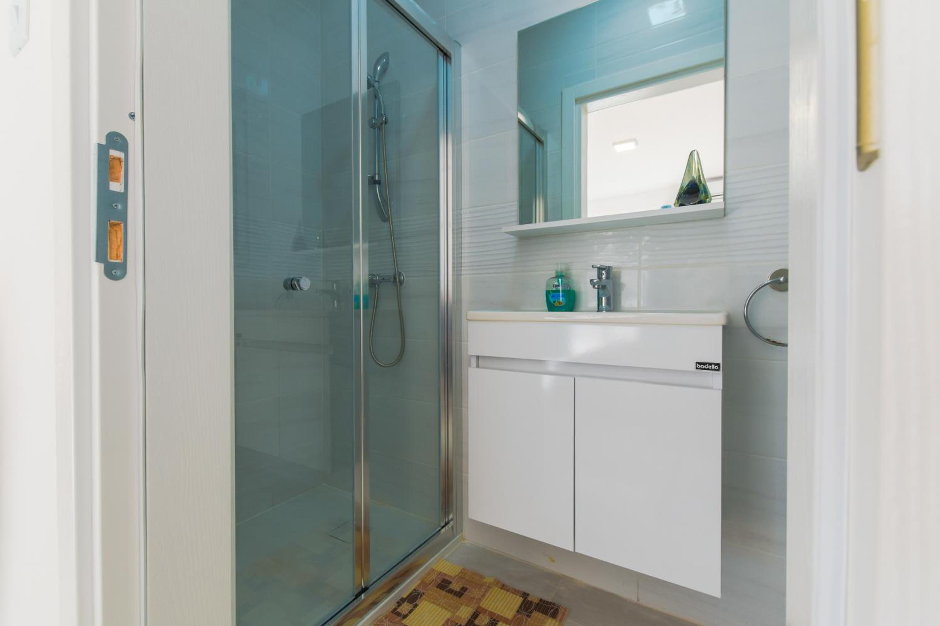 Brand New Modern Apartment Bugibba 3Bdr 2 Bth photo 4