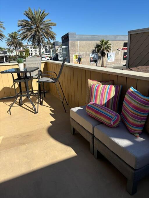 Newport Beach Rendezvous view 4