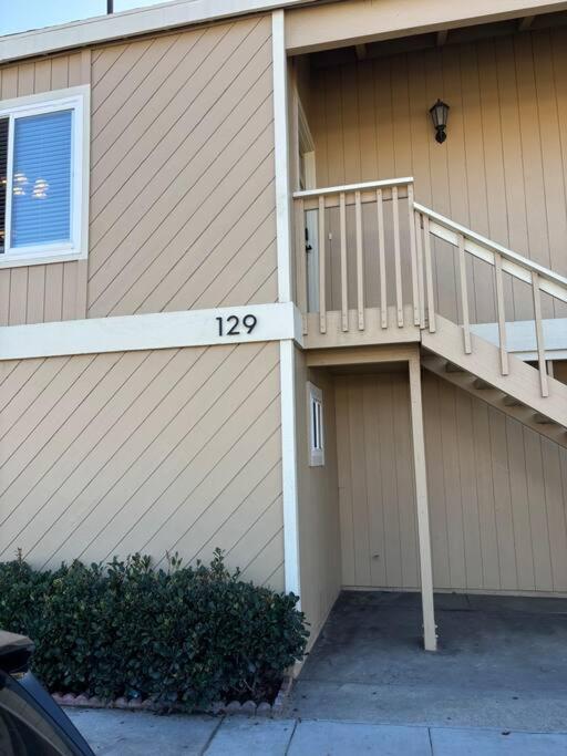 Newport Beach Rendezvous view 5