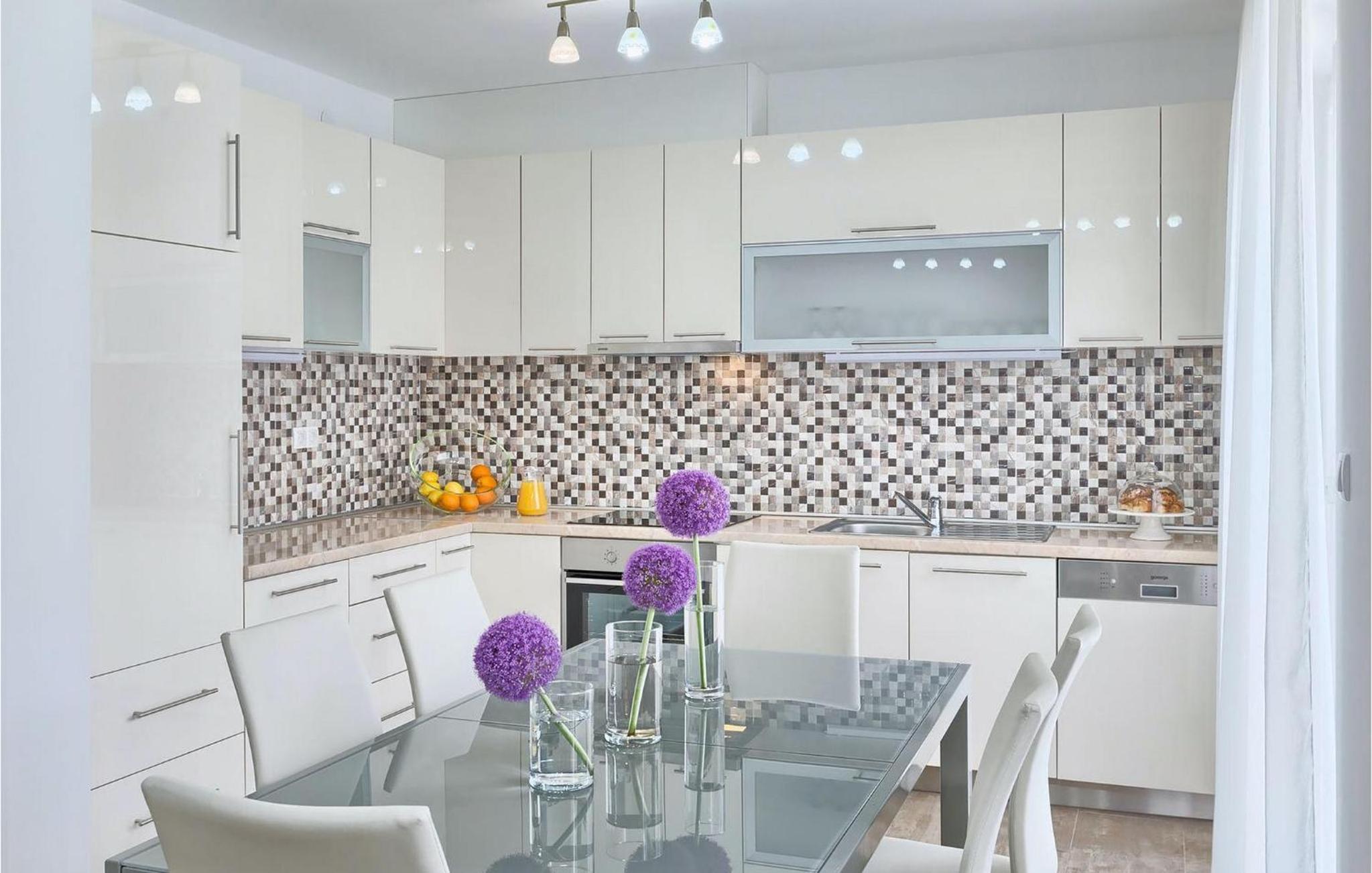 Villa Lola