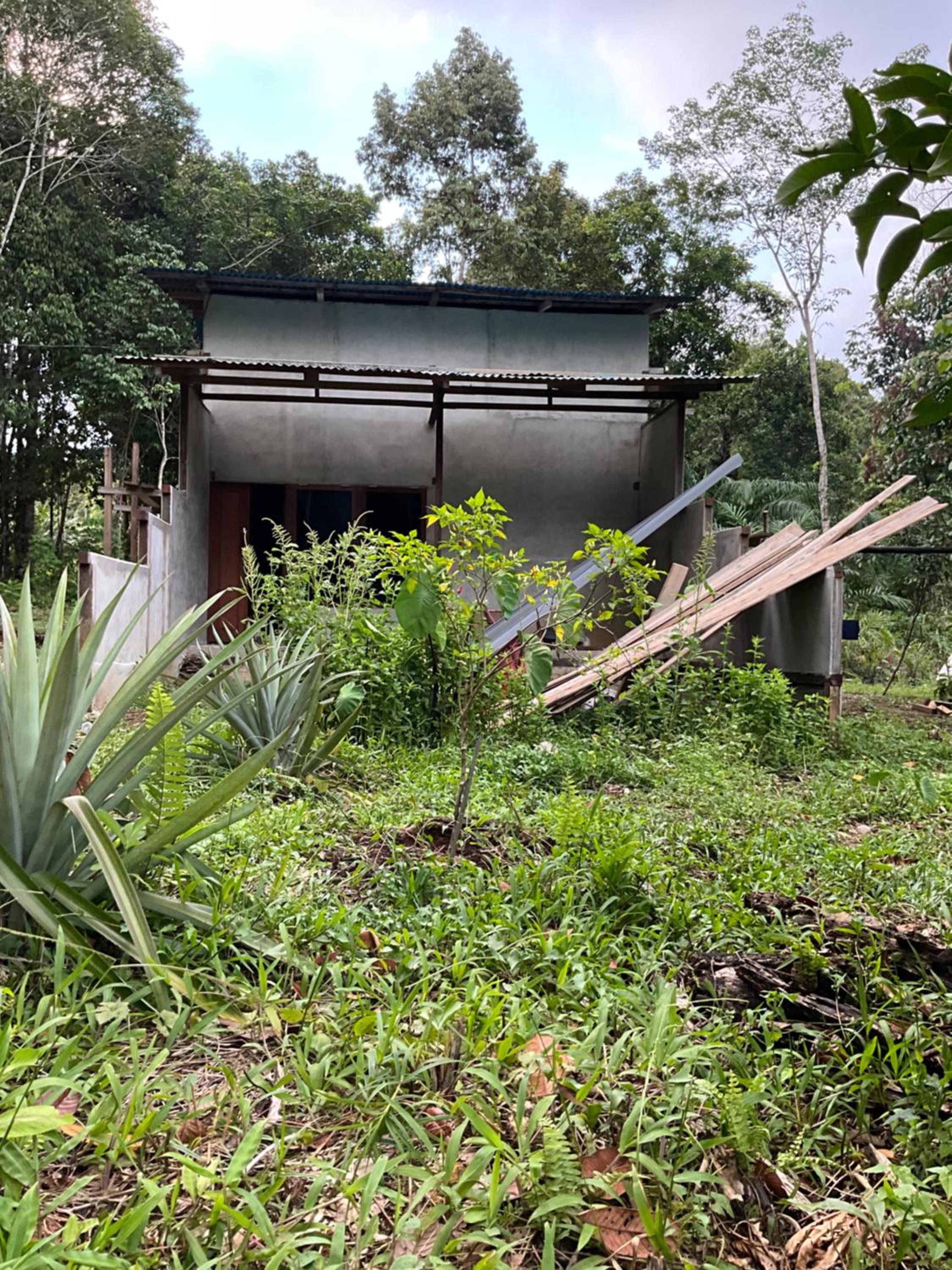 Rumah Lakau