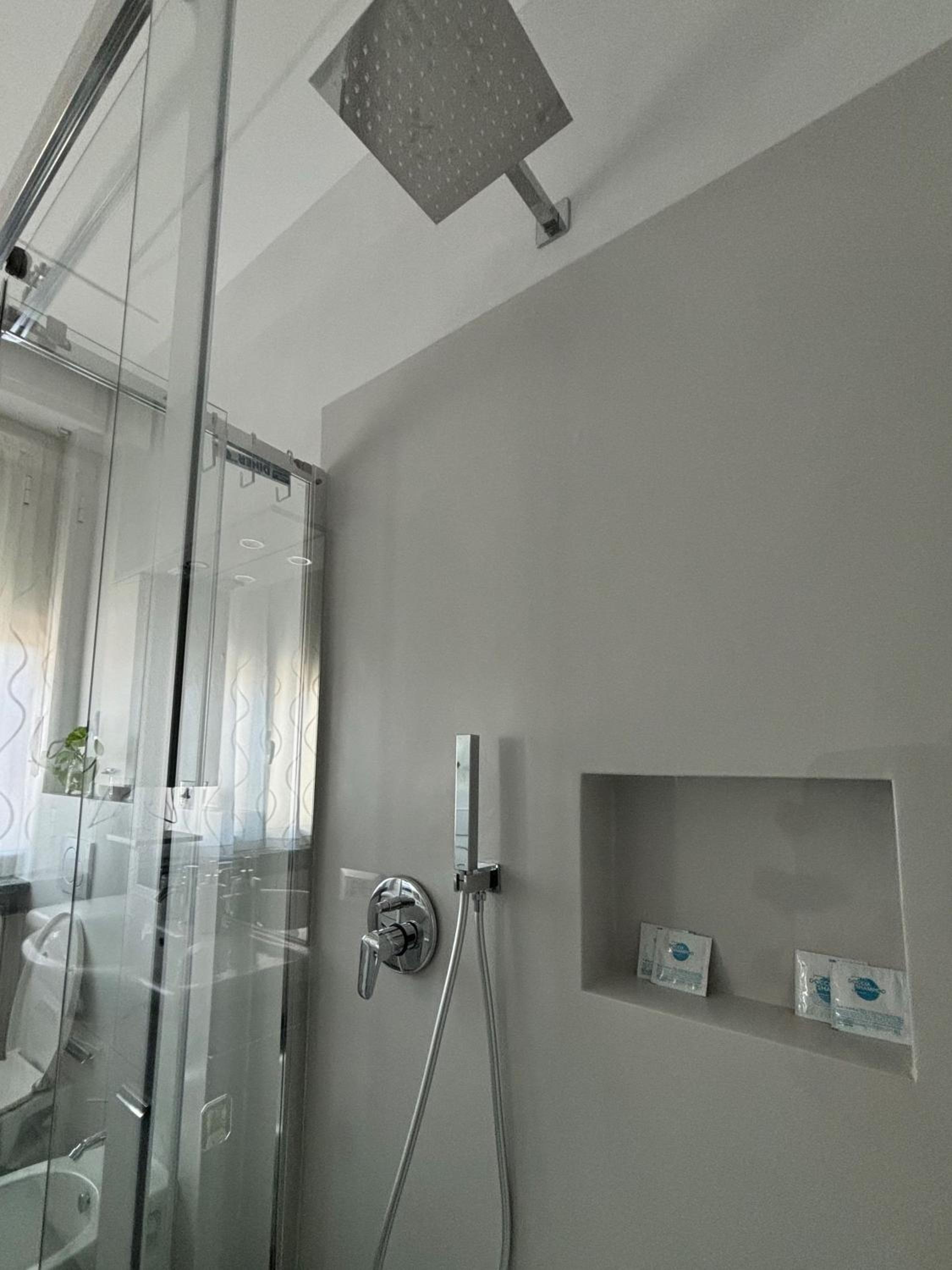 Somma Lombardo Vacations - BB Stella - Property Image 9